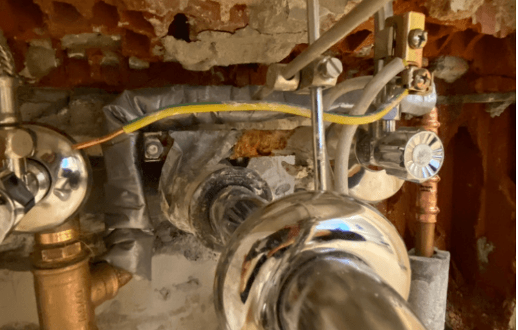 Go-To Solution for Exposed Pipes and Metal Fittings